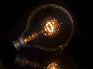 Lightbulb Reflection with Water Drops